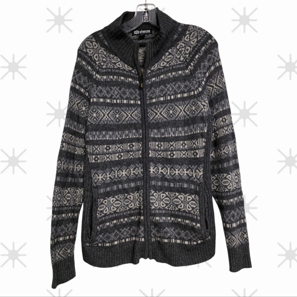 Sherpa Adventure Gear Paro Gray And White Full Zip Sweater Size Large